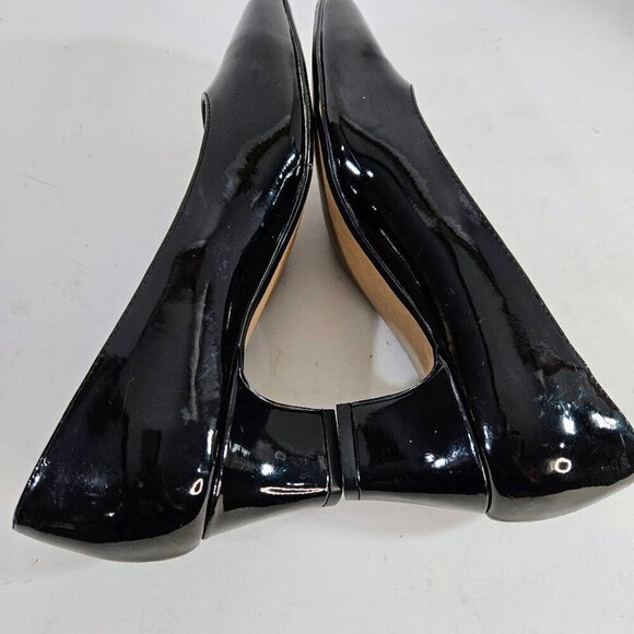 Life Stride Women Black Pump Shoes Patent Leather 2" Heel Office/Party Size 6B - Picture 3 of 5